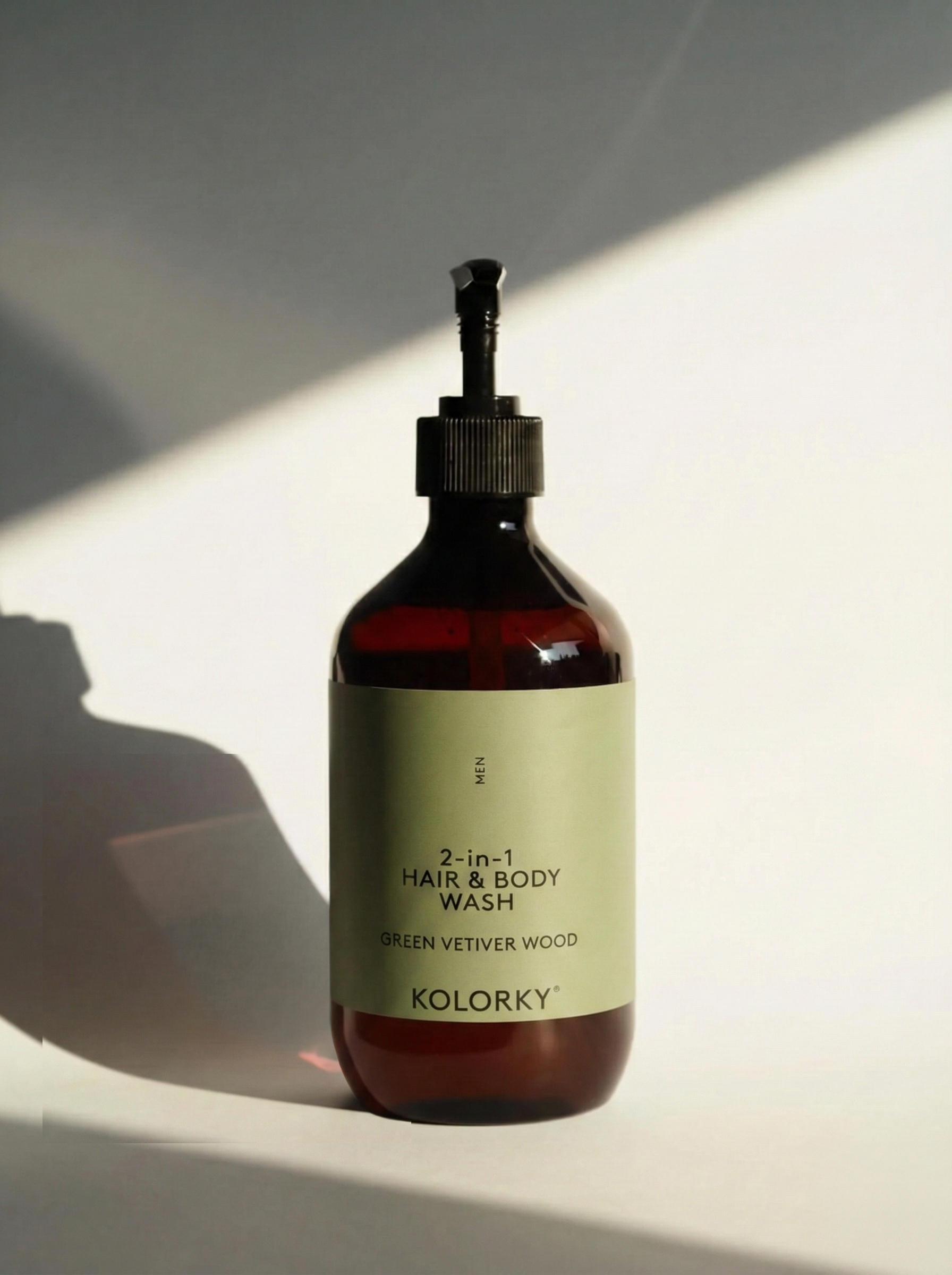 2-in-1 HAIR & BODY WASH, Green, Vetiver Wood, 490 ml