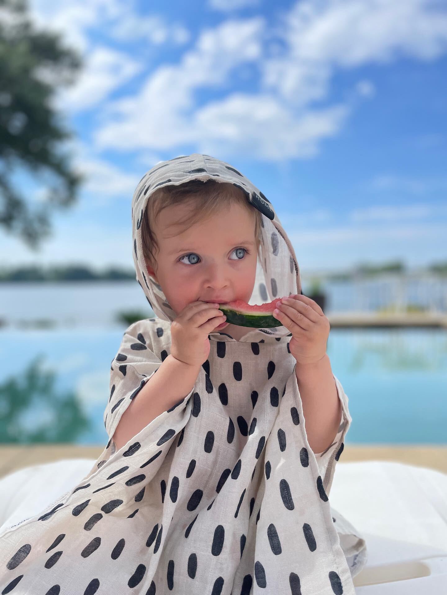 Mušelínové pončo s kapucí RAIN