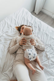 DELUXE VELVET Puntíky