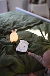 DELUXE VELVET Puntíky